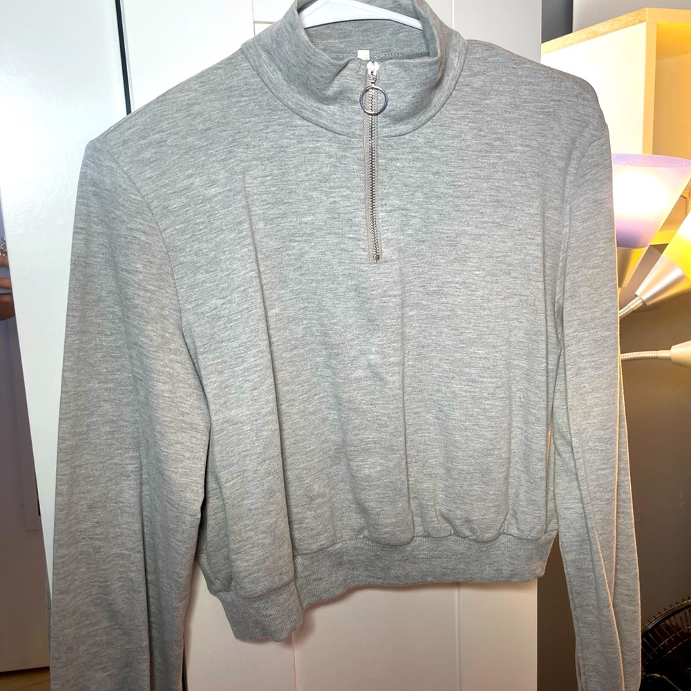 Top Size Small.